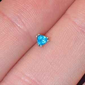 BVLA "Tanti" WG Paraibia Topaz